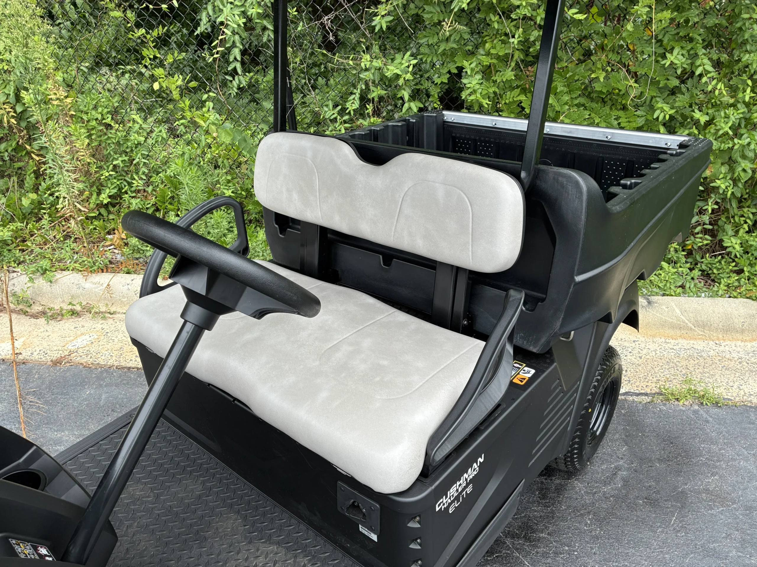 2026 Cushman Hauler photo 8